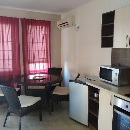 Ferienwohnung Лилия Sosopol Exterior foto